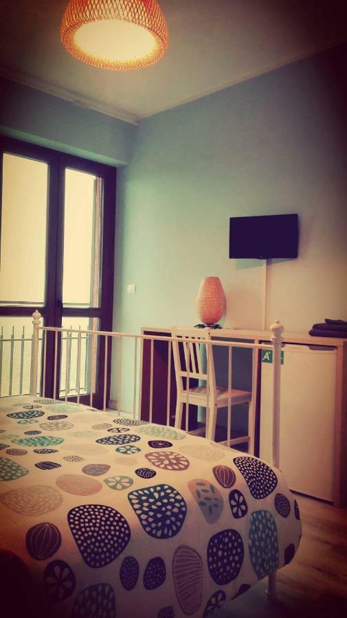 Tra Menta E Meliga Hotell Carignano  Exteriör bild